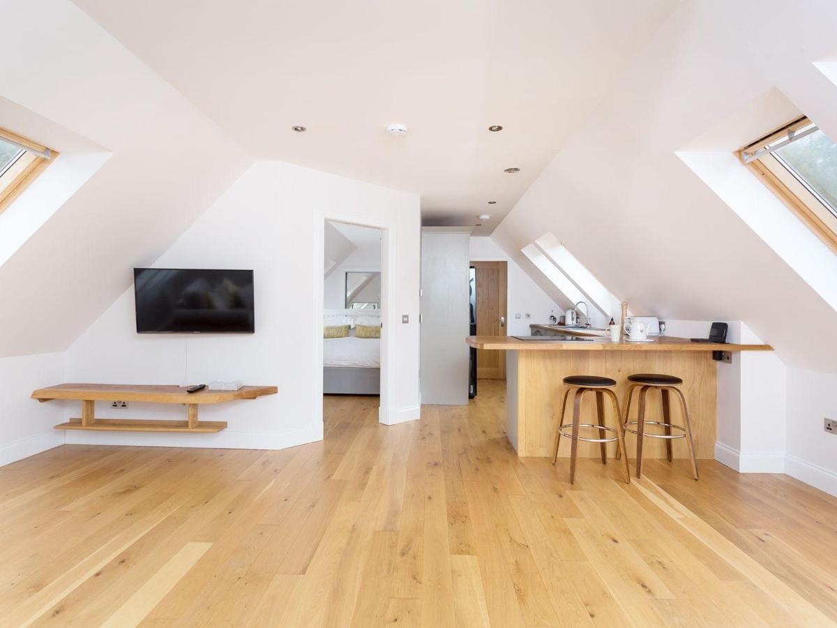 Apartment The *