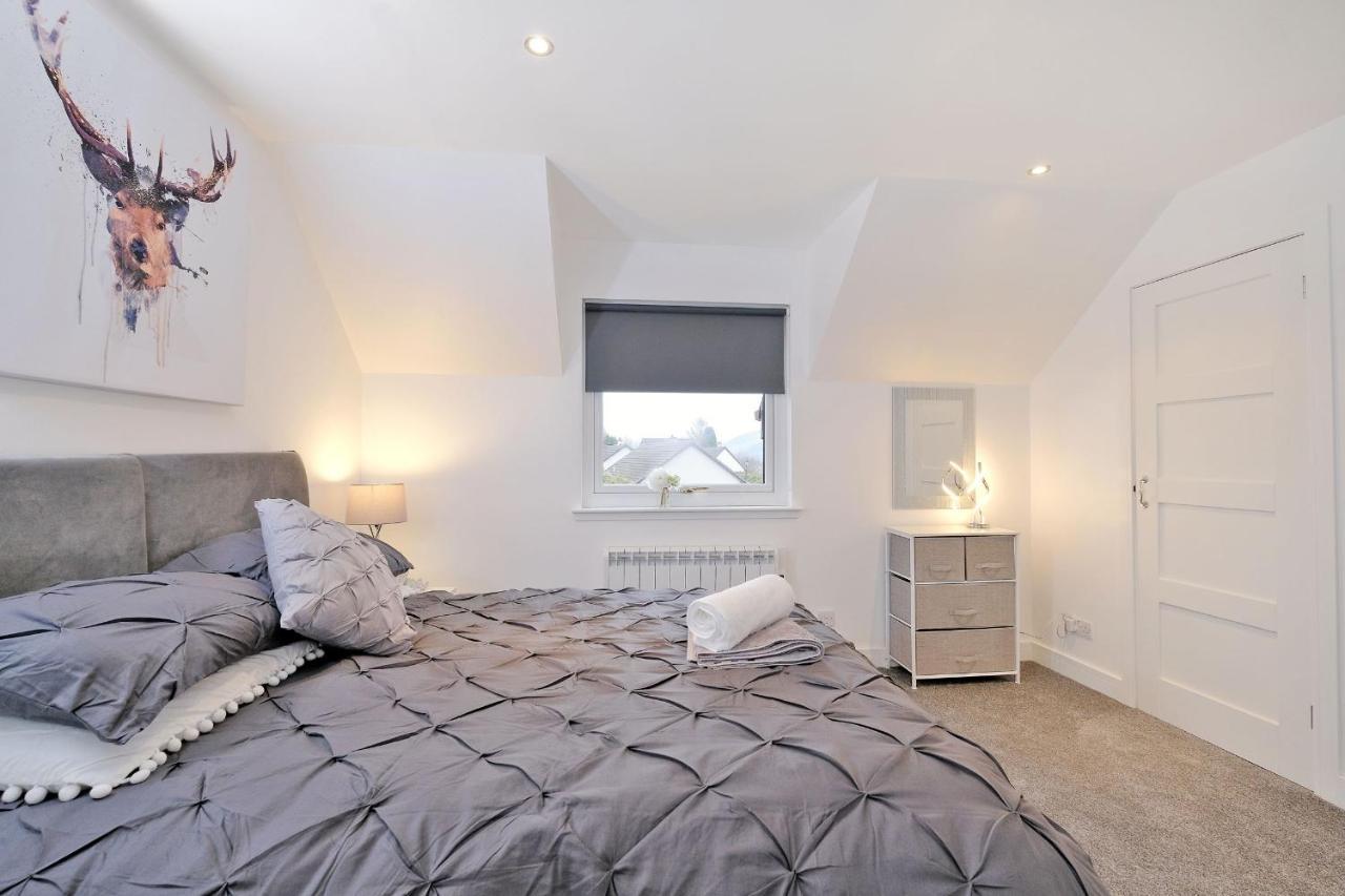 Contemporary Highland House Close To Town And Ben Nevis Fort William