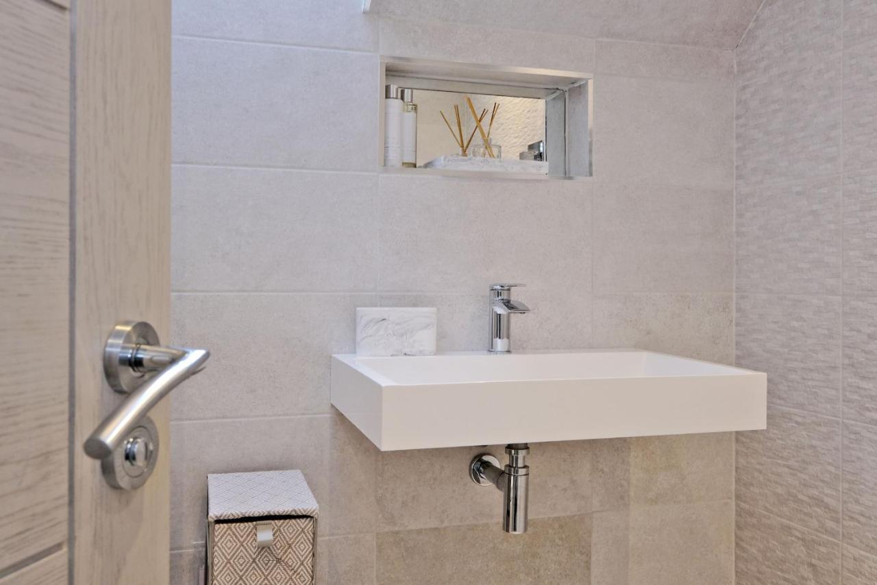 Contemporary Highland House Close To Town And Ben Nevis Holiday home