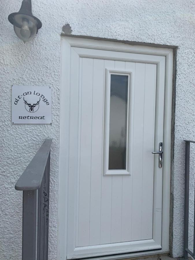 Alt-an Retreat Overlooking Loch Linnhe *