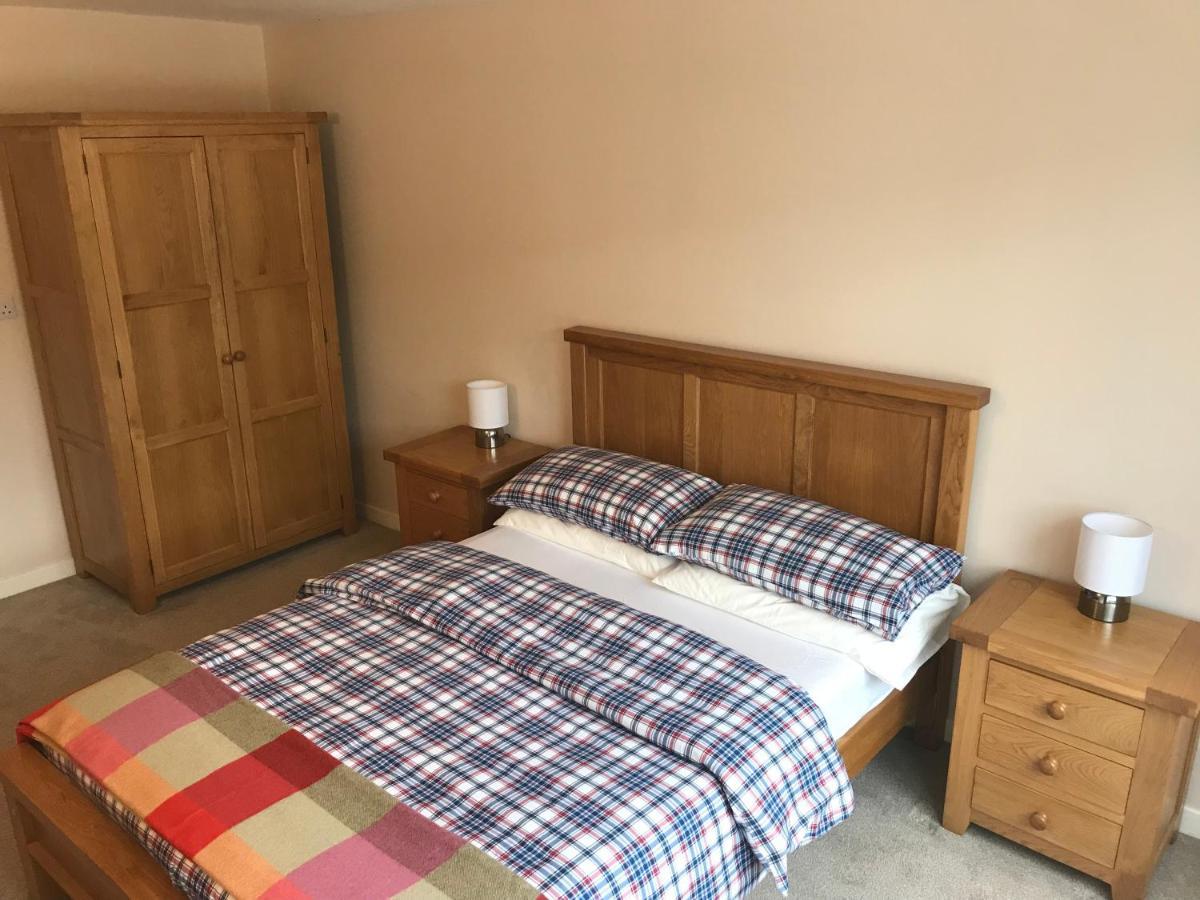 Borrodale, One Bedroom With Balcony And Loch View. Apartment *