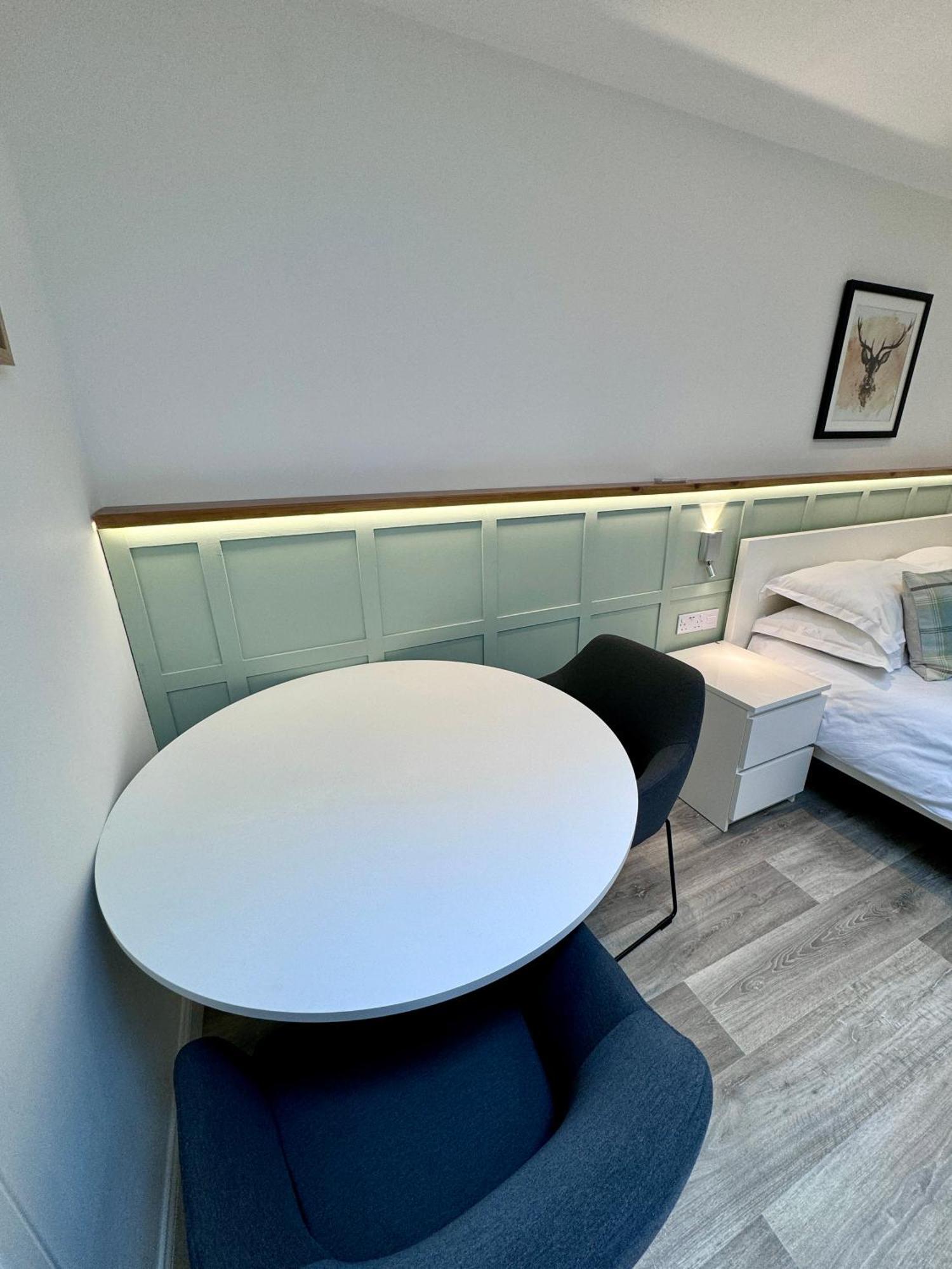 9 Sheraton Fort William