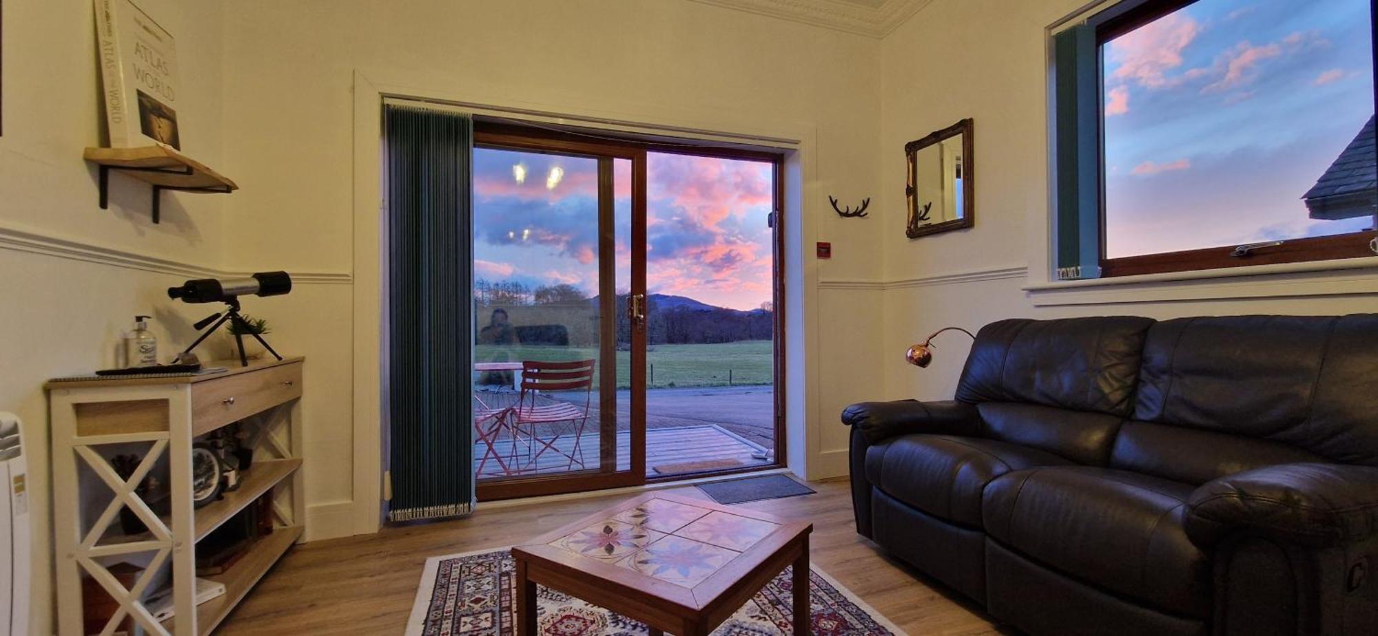 North Face Dwelling At Ardenvale Self Catering * Fort William