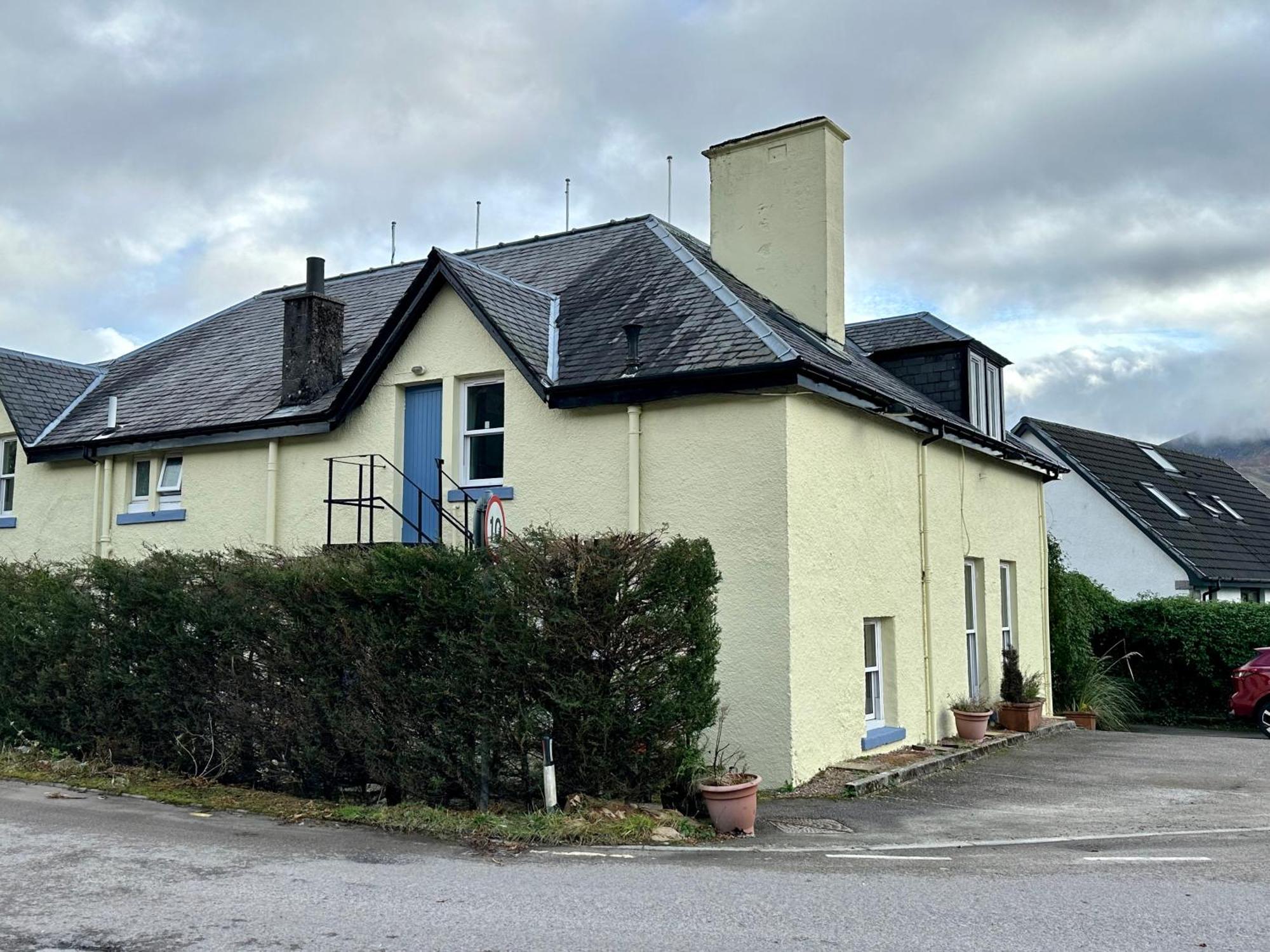 Hostel Chase The Wild Goose, By William Fort William