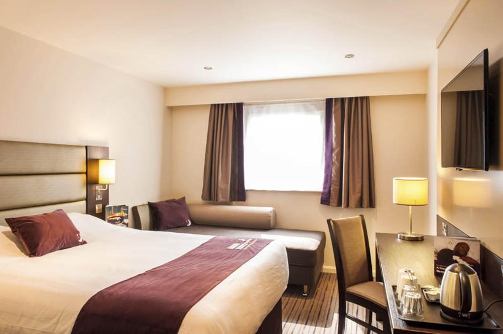 Premier William Hotel
