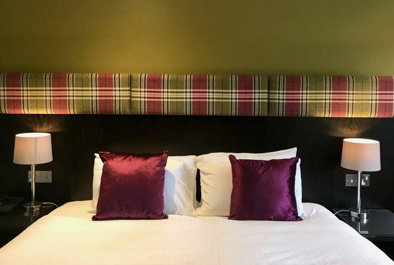 Clan Macduff Hotel
